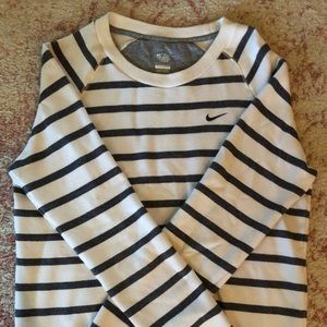 Nike crewneck